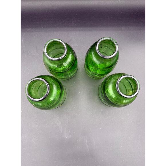 4 Vintage Mickey’s Barrel Bottles - Green (1973) - great condition - Picture 2 of 8